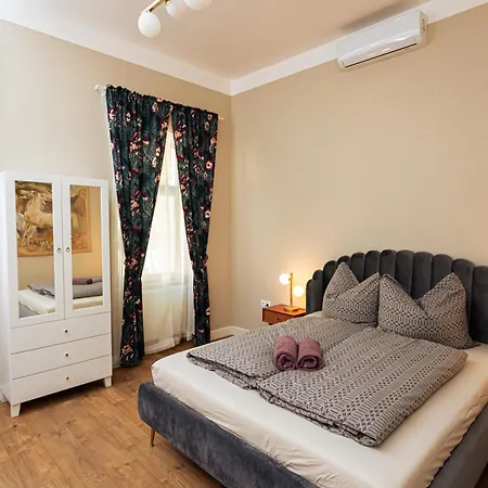 Bed & Breakfast Ester's Szentbekkalla