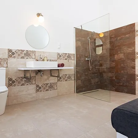 Ester's فندق مبيت وإفطار 3*