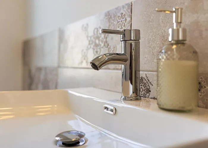 Ester's Bed & Breakfast